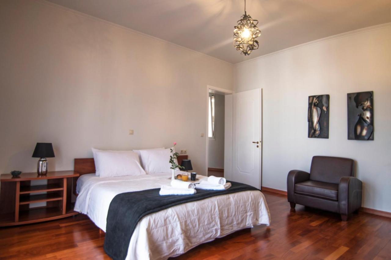 Akrata'S Elegant Luxury Suite Zewnętrze zdjęcie