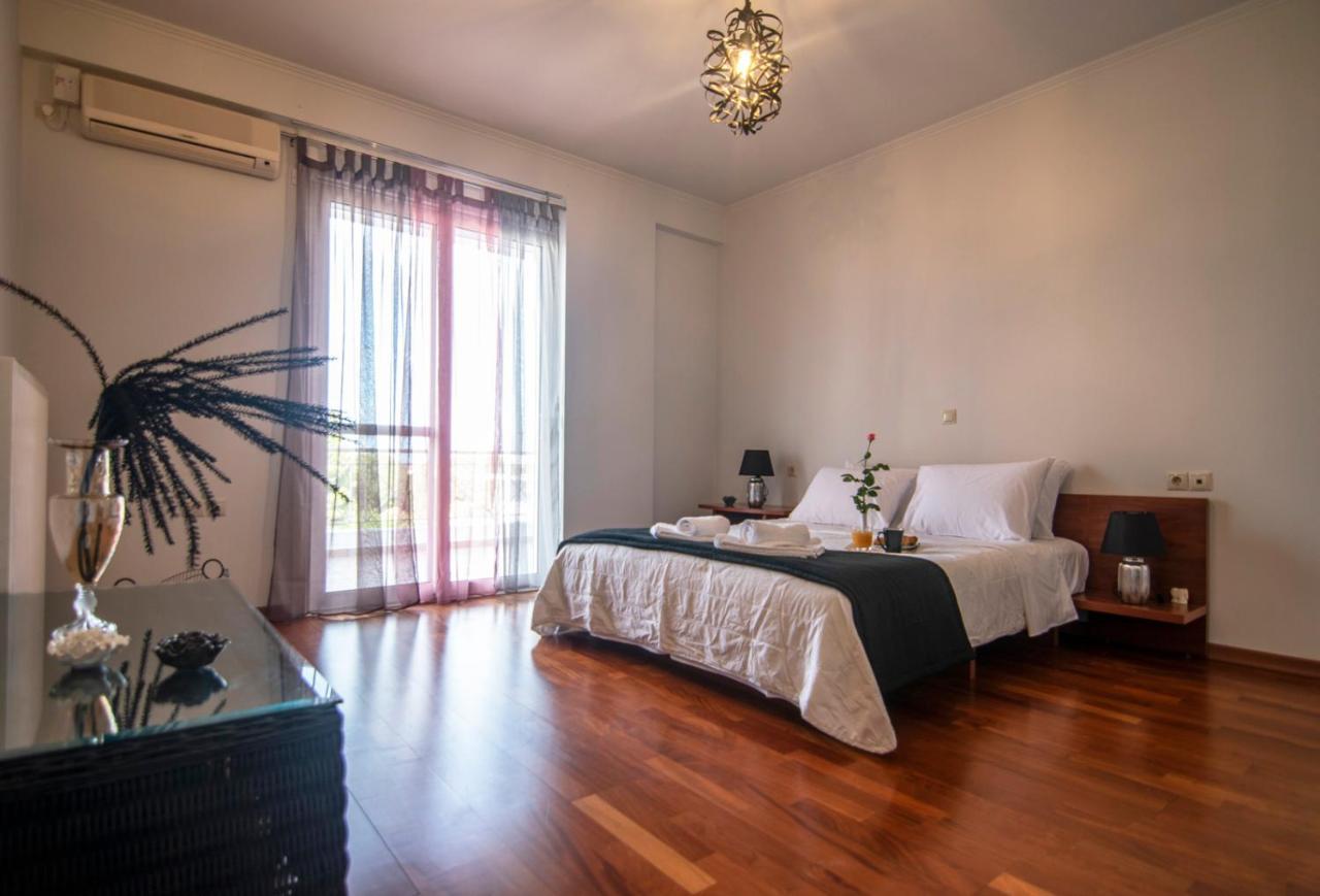 Akrata'S Elegant Luxury Suite Zewnętrze zdjęcie